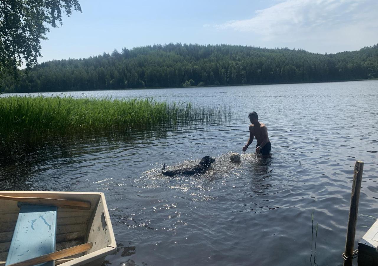 Affittacamere Haeradssaetter Gard 1 Valdemarsvik Esterno foto